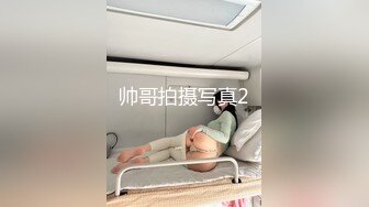 财经学院拍到白连衣裙长发漂亮学妹嘘嘘