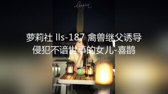 商场女厕偷拍披肩发美女 尿尿时用双手把逼掰开 尿完不擦逼